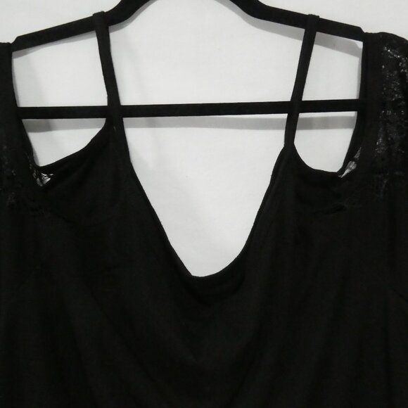 TORRID | size 1 | Chic Black Cold Shoulder Top - Picture 9 of 12